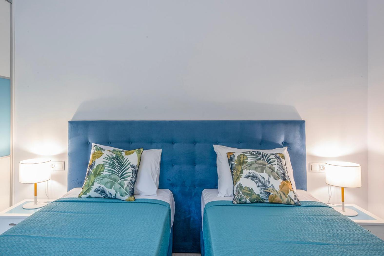 Villa Ami, Roda, Corfu: 10 Guests, Heated Pool, Private Mini Golf, Pool Table & More!! Екстер'єр фото