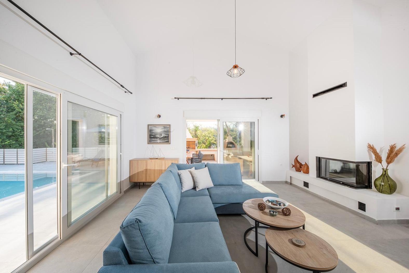 Villa Ami, Roda, Corfu: 10 Guests, Heated Pool, Private Mini Golf, Pool Table & More!! Екстер'єр фото