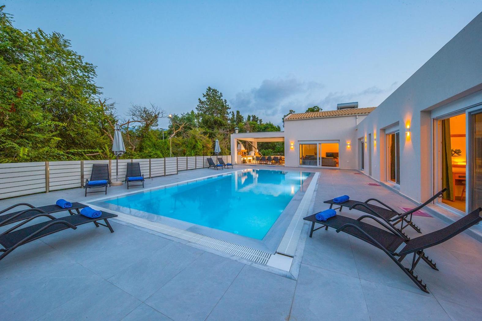 Villa Ami, Roda, Corfu: 10 Guests, Heated Pool, Private Mini Golf, Pool Table & More!! Екстер'єр фото